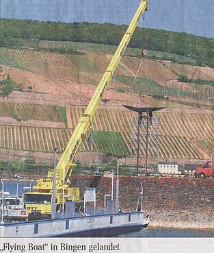 Zeitungsartikel ,,Flying Boat" in Bingen gelandet